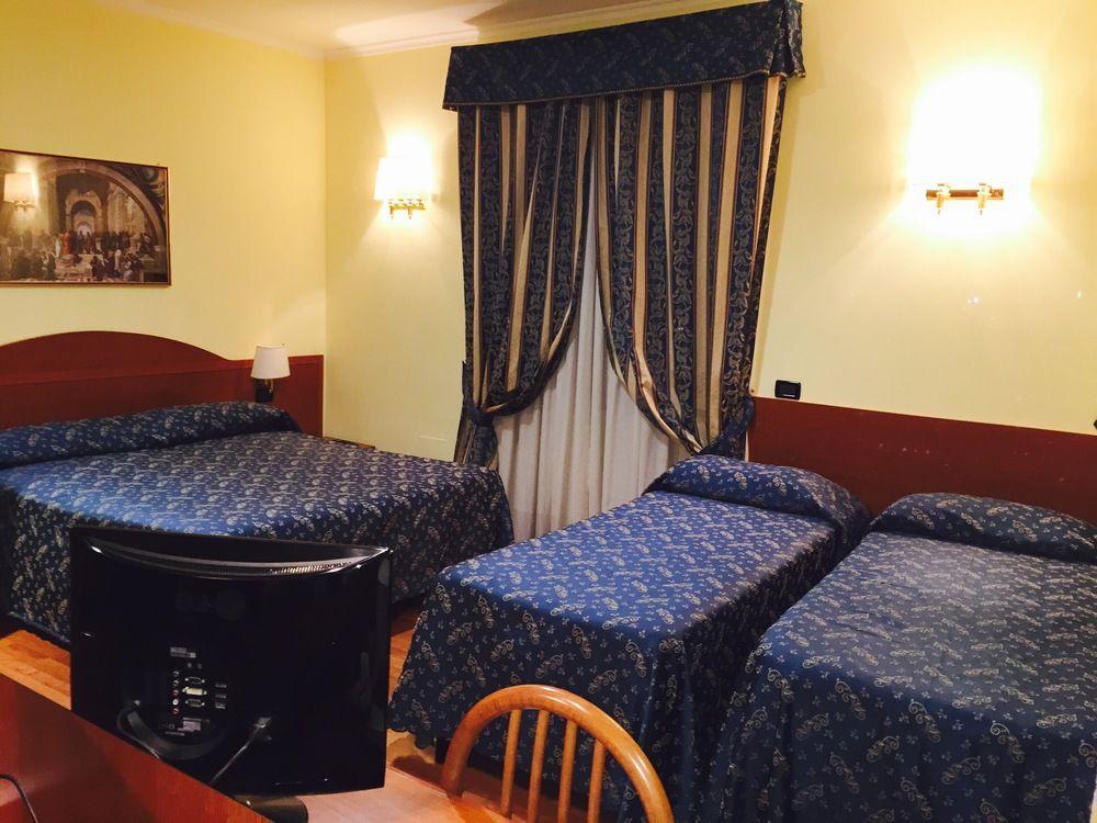 Rest Guesthouse Rome Bagian luar foto