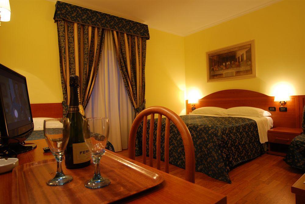 Rest Guesthouse Rome Bagian luar foto
